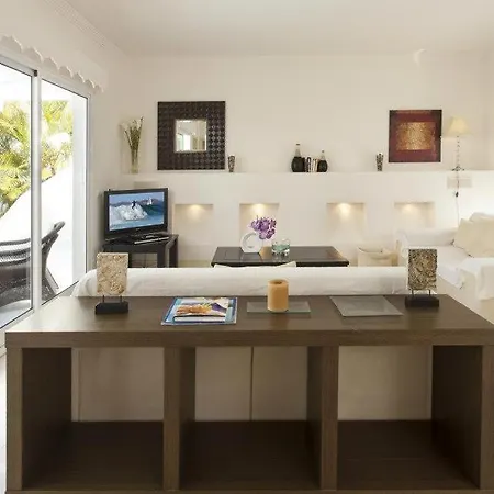 Villa Alegria La Oliva